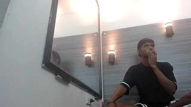 Snapshot of Mick_storm chatting on October 2025 03:02:02 PM Mick storm online show from October 2025 03:02:02 PM