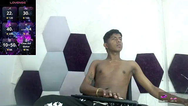 Snapshot of Mick_storm chatting on February 2026 01:05:01 PM Mick storm online show from February 2026 01:05:01 PM