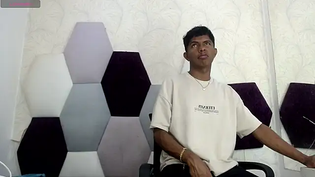 Snapshot of Mick_storm chatting on February 2026 07:10:02 PM Mick storm online show from February 2026 07:10:02 PM