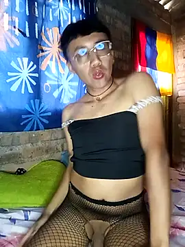 Snapshot of karola_horny chatting on October 2025 01:32:01 PM karola horny online show from October 2025 01:32:01 PM