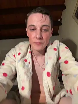 Snapshot of fresh-laD chatting on April 2026 11:48:01 PM fresh-laD online show from April 2026 11:48:01 PM