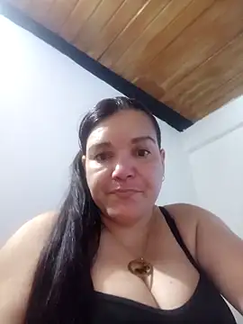 Snapshot of MilfBlonde_ chatting on October 2025 11:11:01 AM MilfBlonde online show from October 2025 11:11:01 AM