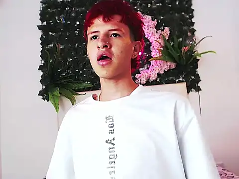 Snapshot of ANDRES_ANTONIO chatting on October 2025 12:44:02 AM ANDRES ANTONIO online show from October 2025 12:44:02 AM