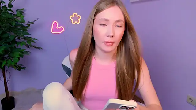 EllyColins online show from July 2026 03:24:02 AM