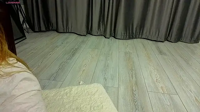 MissPompadure online show from February 2026 09:00:02 PM