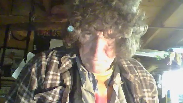 Snapshot of OldManOnline chatting on May 2026 06:58:02 PM OldManOnline online show from May 2026 06:58:02 PM