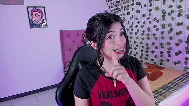 Snapshot of selina_lovers_ chatting on October 2025 03:58:02 AM selina lovers online show from October 2025 03:58:02 AM