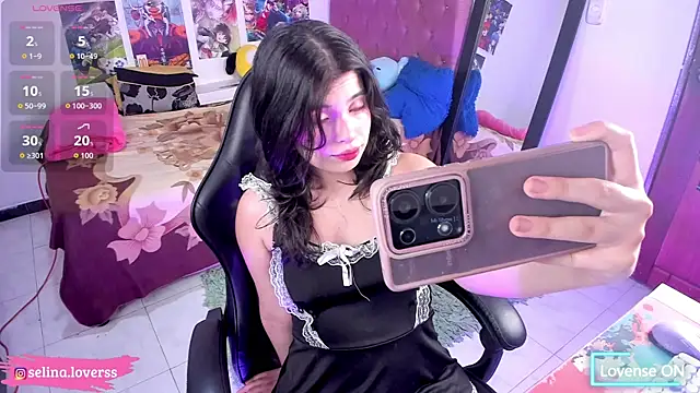 selina lovers  online show from May 2026 03:48:02 AM