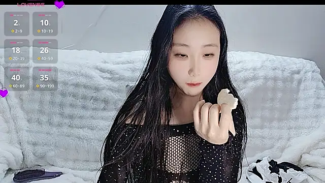 hyp0crite online show from March 2026 04:37:01 AM