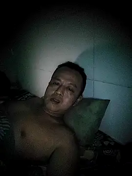 Snapshot of Meosmile87 chatting on November 2025 06:10:01 PM Meosmile87 online show from November 2025 06:10:01 PM