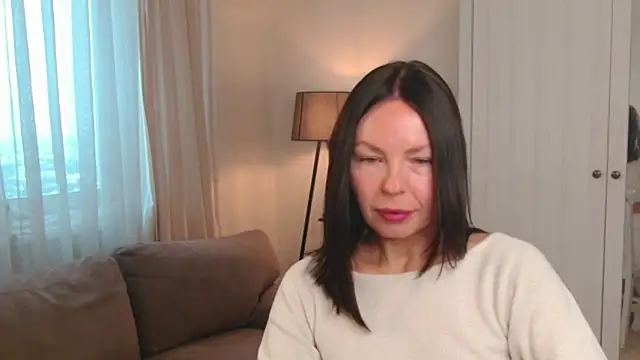 LittleNicolee online show from January 2026 09:13:01 AM