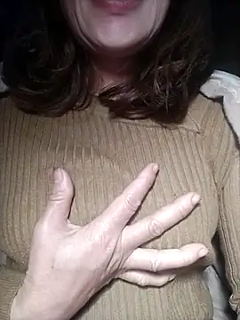 YiyinLy online show from November 2025 07:23:02 PM