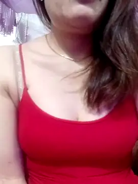 YiyinLy online show from March 2026 01:10:02 AM