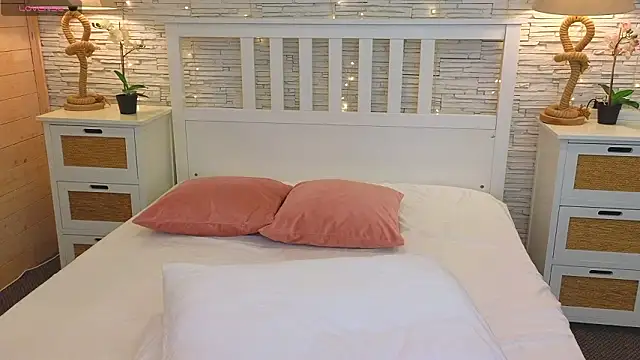 Soft Lilly online show from February 2026 06:20:02 AM