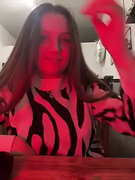 Amy  Leee  online show from December 2025 01:06:01 PM