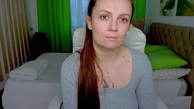 Amy  Leee  online show from March 2026 01:39:01 PM