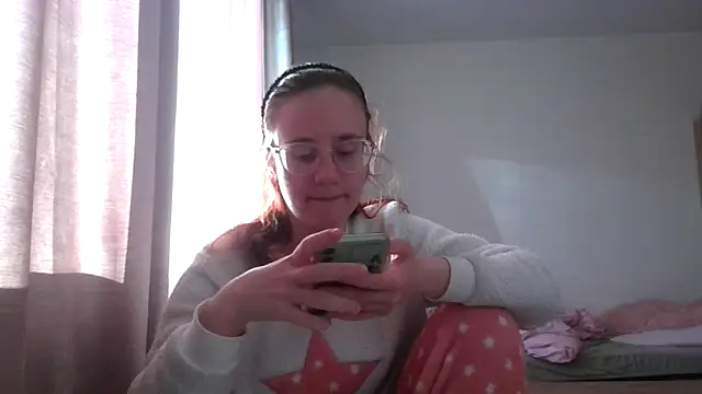 LuckySLove online show from May 2026 05:20:01 PM