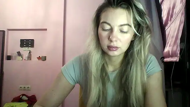 Sygream online show from October 2025 06:42:02 PM