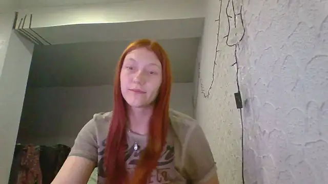 Snapshot of luna_tt chatting on March 2026 05:19:02 PM luna tt online show from March 2026 05:19:02 PM