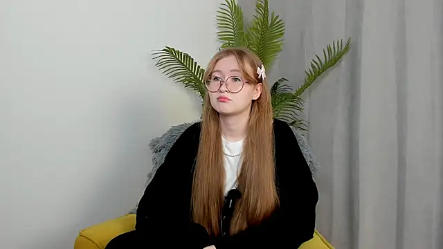 KelleMetos online show from October 2025 02:40:01 PM