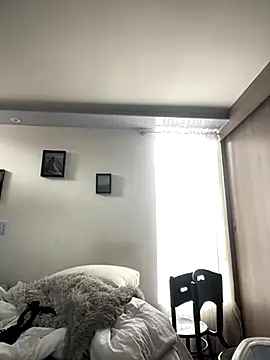 Snapshot of Cara-Hadley chatting on October 2025 04:18:02 PM Cara-Hadley online show from October 2025 04:18:02 PM