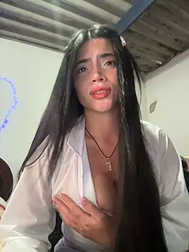 PamelaJonsom  online show from February 2026 10:38:01 PM