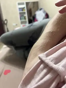 JuicyGamess online show from November 2025 06:52:01 PM