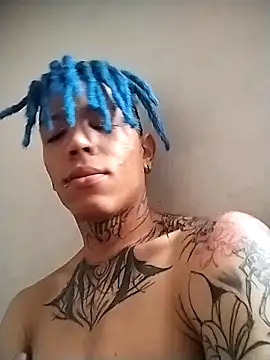 Snapshot of Overinktt chatting on October 2025 06:32:01 PM Overinktt online show from October 2025 06:32:01 PM