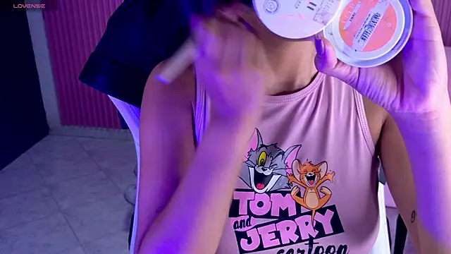 dafne17  online show from December 2025 05:02:01 AM