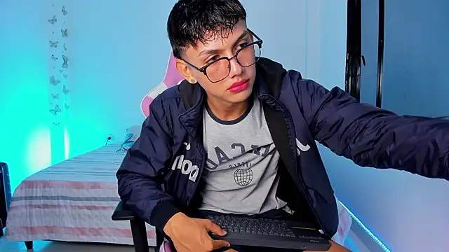 Axel Cody  online show from February 2026 11:15:02 AM