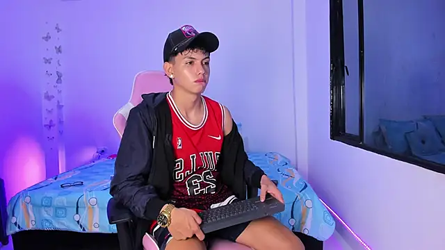 Axel Cody  online show from February 2026 11:32:02 AM