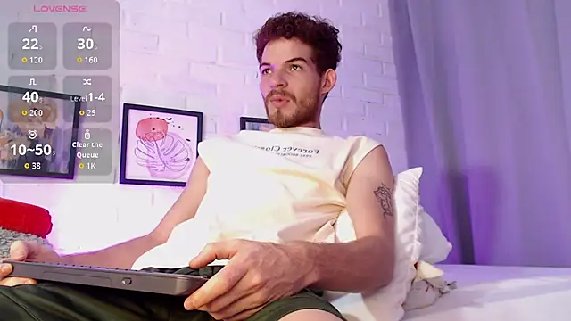 MATEO HUNTER online show from March 2026 03:40:01 AM