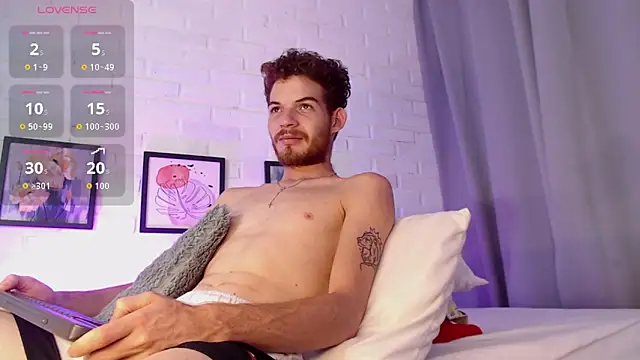 MATEO HUNTER online show from April 2026 05:19:08 AM