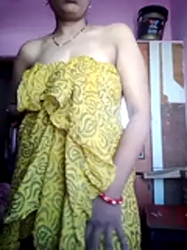 Juhi512 online show from November 2025 04:01:01 AM