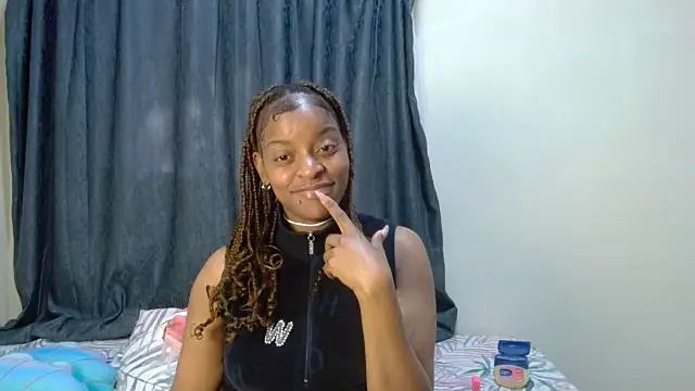 Snapshot of fifiqueen25 chatting on April 2026 06:54:01 AM fifiqueen25 online show from April 2026 06:54:01 AM