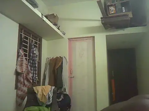 Vickyins480000 online show from November 2025 05:01:02 PM