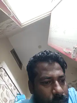 Snapshot of Vickyins480000 chatting on February 2026 12:37:02 AM Vickyins480000 online show from February 2026 12:37:02 AM