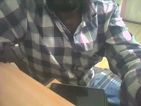 Snapshot of Vickyins480000 chatting on February 2026 04:11:02 PM Vickyins480000 online show from February 2026 04:11:02 PM