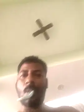 Snapshot of Vickyins480000 chatting on February 2026 02:31:01 AM Vickyins480000 online show from February 2026 02:31:01 AM