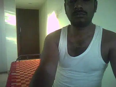 Snapshot of Vickyins480000 chatting on March 2026 12:05:01 PM Vickyins480000 online show from March 2026 12:05:01 PM