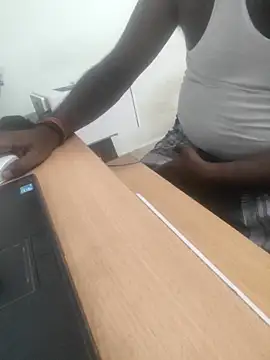 Snapshot of Vickyins480000 chatting on April 2026 04:56:02 PM Vickyins480000 online show from April 2026 04:56:02 PM