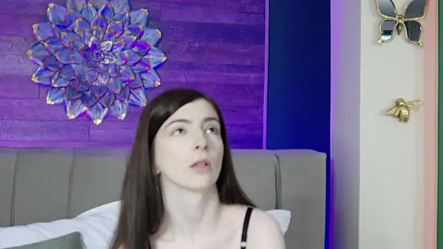 SophieRayss online show from October 2025 05:15:01 AM