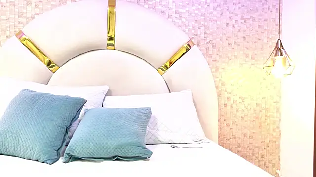 emmy rose25 online show from April 2026 11:36:01 AM