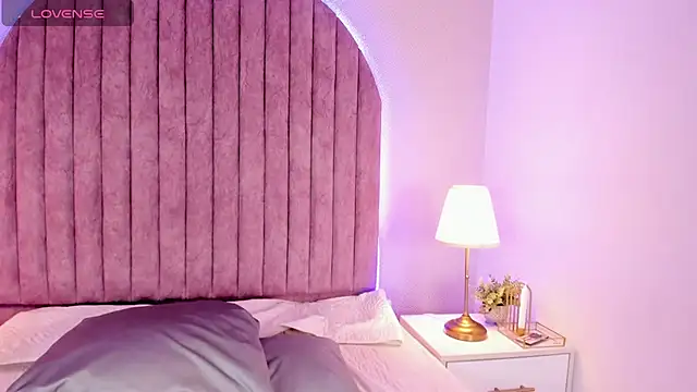 ShaylaDavis online show from February 2026 08:07:02 PM