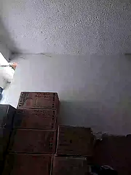 Snapshot of Cristal-sm chatting on November 2025 02:28:01 PM Cristal-sm online show from November 2025 02:28:01 PM