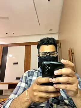 Notme 09 online show from October 2025 12:31:01 PM