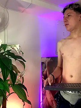 SsexCouplee online show from November 2025 11:43:01 AM