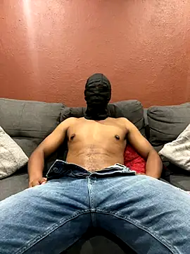 Snapshot of kingjozi121 chatting on November 2025 09:46:02 PM kingjozi121 online show from November 2025 09:46:02 PM