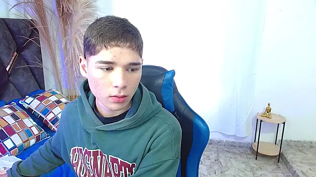 Mattass18 online show from November 2025 02:17:02 PM