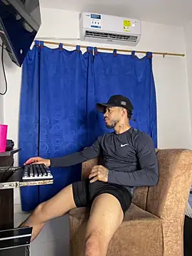 Kylian Alessandro online show from December 2025 09:46:02 AM